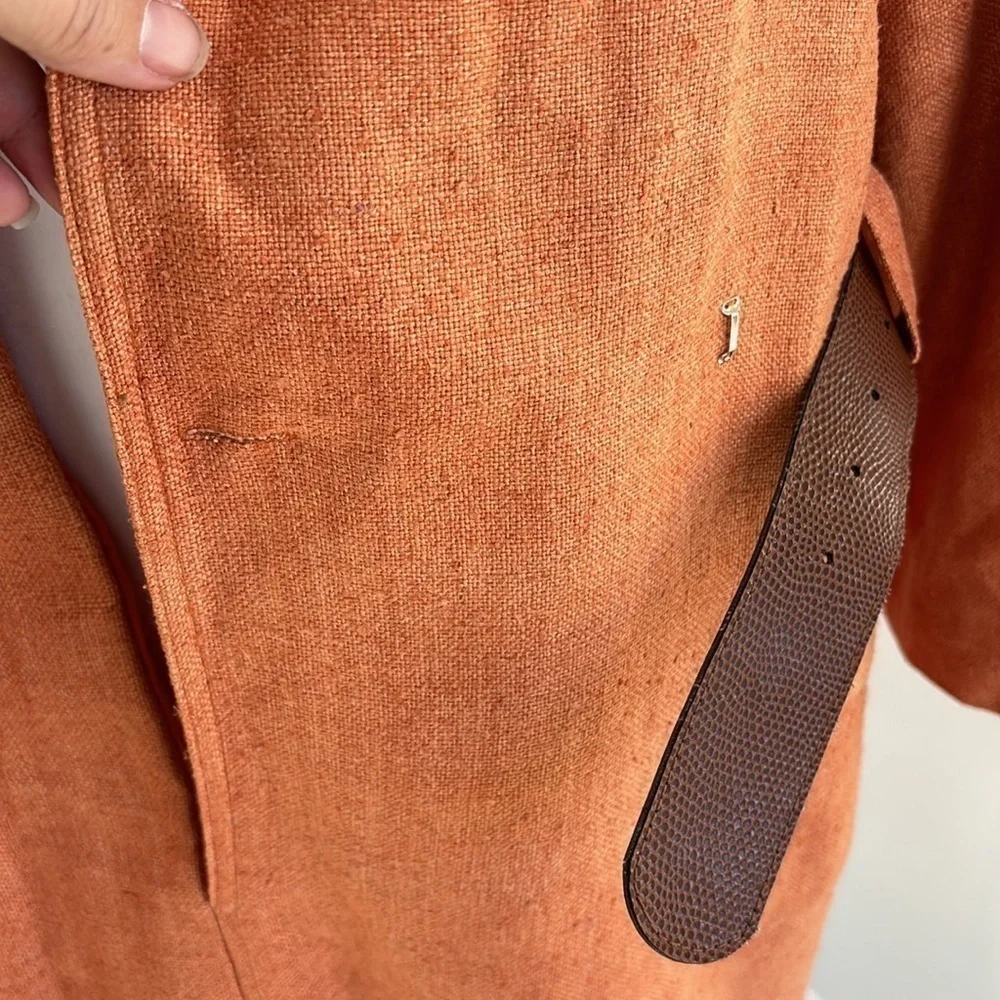 Vintage silk overcoat dress with belt. No size, but would fit a small - Picture 6 of 7